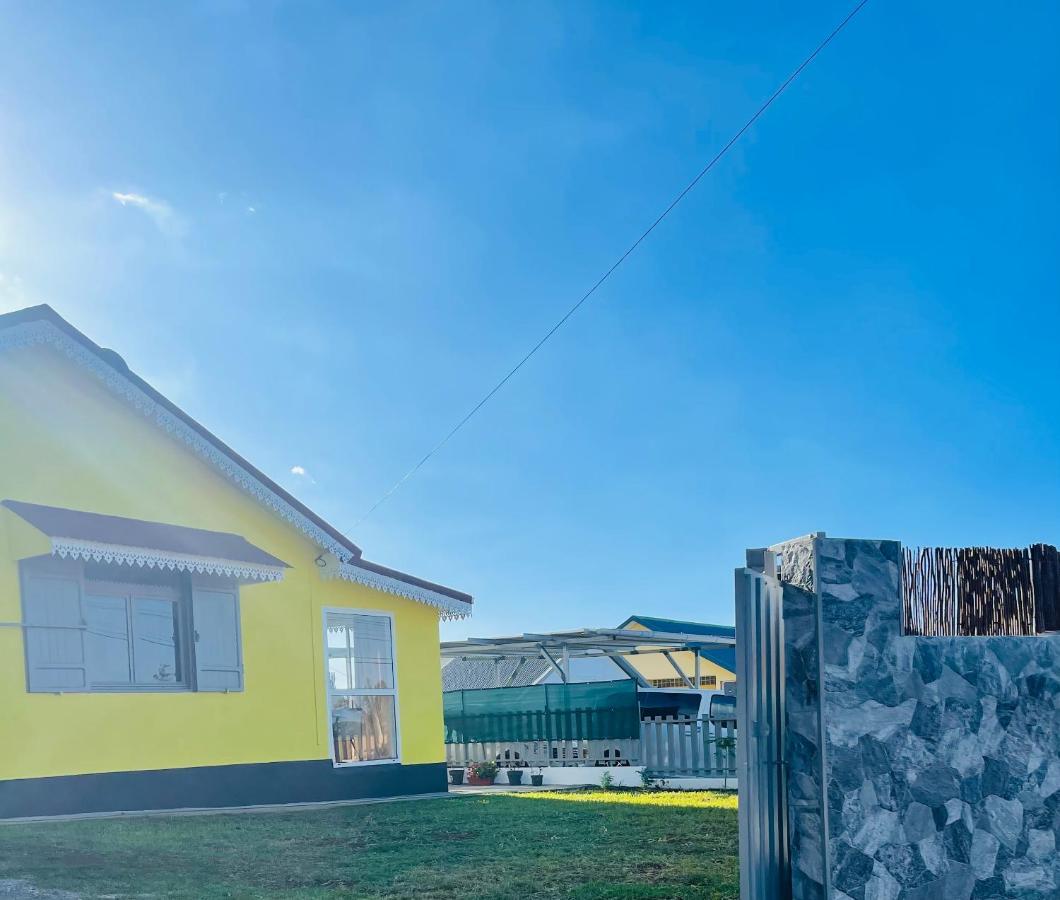 Villa Des Pruniers Saint-Denis Kültér fotó